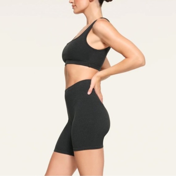 SKIMS Outdoor Bike Shorts - Small - Picture 2 of 6